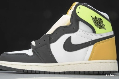 1 JORDAN GOLD OG “VOLT 555088-118 HIGH AIR 1124